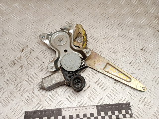 стеклоподъемник электрический задний левый Toyota RAV4 2 поколение (XA20) [рестайлинг] 2005, 2.0 л., 1CD-FTV, дизель, МКПП, внедорожник 5 дв., 8571042070, 2621000940