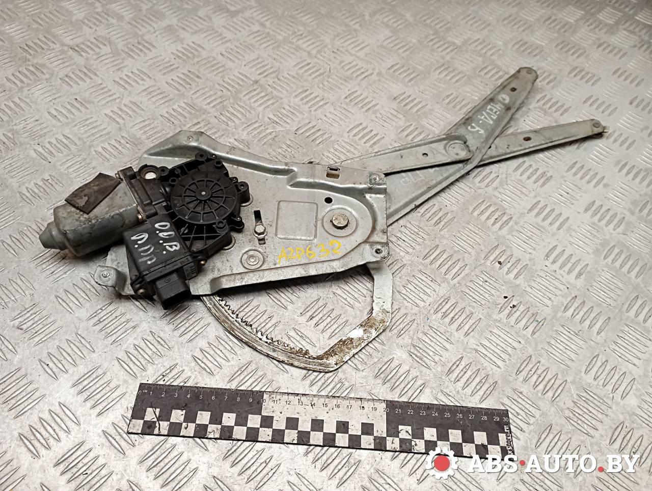 стеклоподъемник электрический передний правый Opel Omega B 1999, 90520246, 7743000750 - фото №1