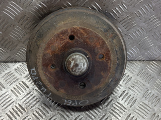 ступица задняя левая Opel Tigra 1 поколение 2000, 90135504