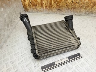 интеркулер Volkswagen Touareg 1 поколение 2006, 3.0 л., BKS, дизель, АКПП, внедорожник 5 дв., полный привод, 7L0145803A, 7L0145803, 7L6145803A, 7L6145803C, 7L6145803D, 7L6145803E, 7L6145803F, 7L6145803G, 7L6145803H, 95511063910, 95511063911, 95511080300, 95511080301, 95514580300, LRIC1855, VW4234, 8ML376723471, 8ML376729561, KIZ1069, KIZ1069FR, KIZ1069RR, 351319201770, CI141000P, CI77000P, 96637, 96688, 30286, 818814