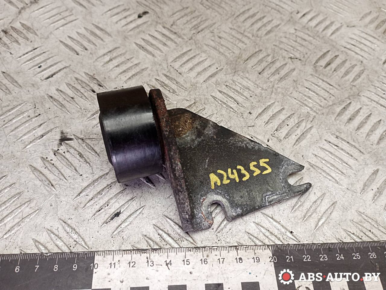 Ролик обводной Chrysler PT Cruiser 1 поколение 2002, 2.2 л., дизель, A6642000140 - фото №1