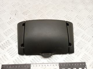 пепельница Fiat Punto 1 поколение 1998, 1.2 л., бензин, МКПП, хетчбэк 3 дв., 222937