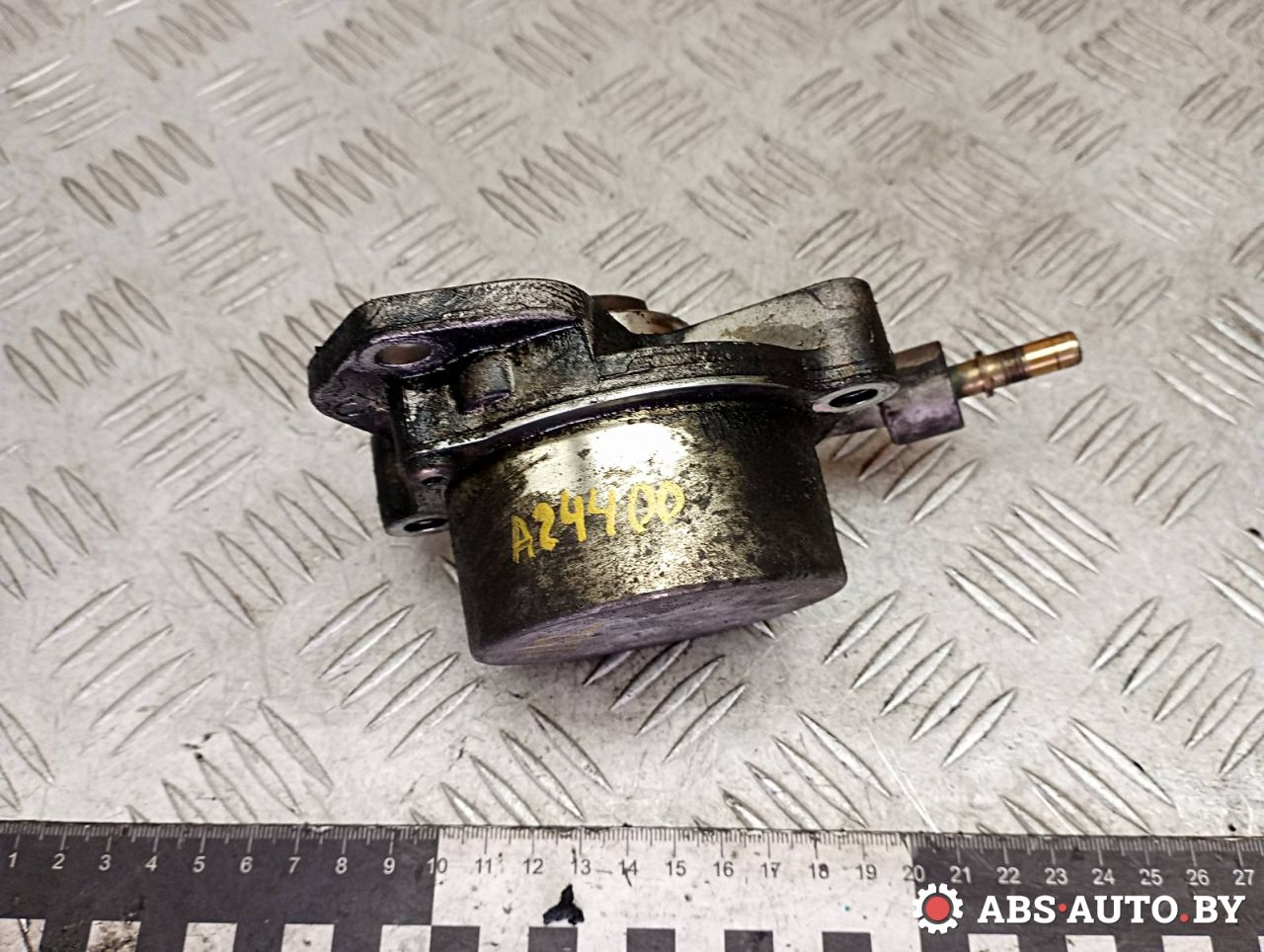 насос вакуумный Citroen C5 1 поколение 2002, 2.2 л., дизель, МКПП, универсал, 9631971580, 72266601H, 456561, 456564, 9627211380, 1813086CT0, 1813086CT0000 - фото №1