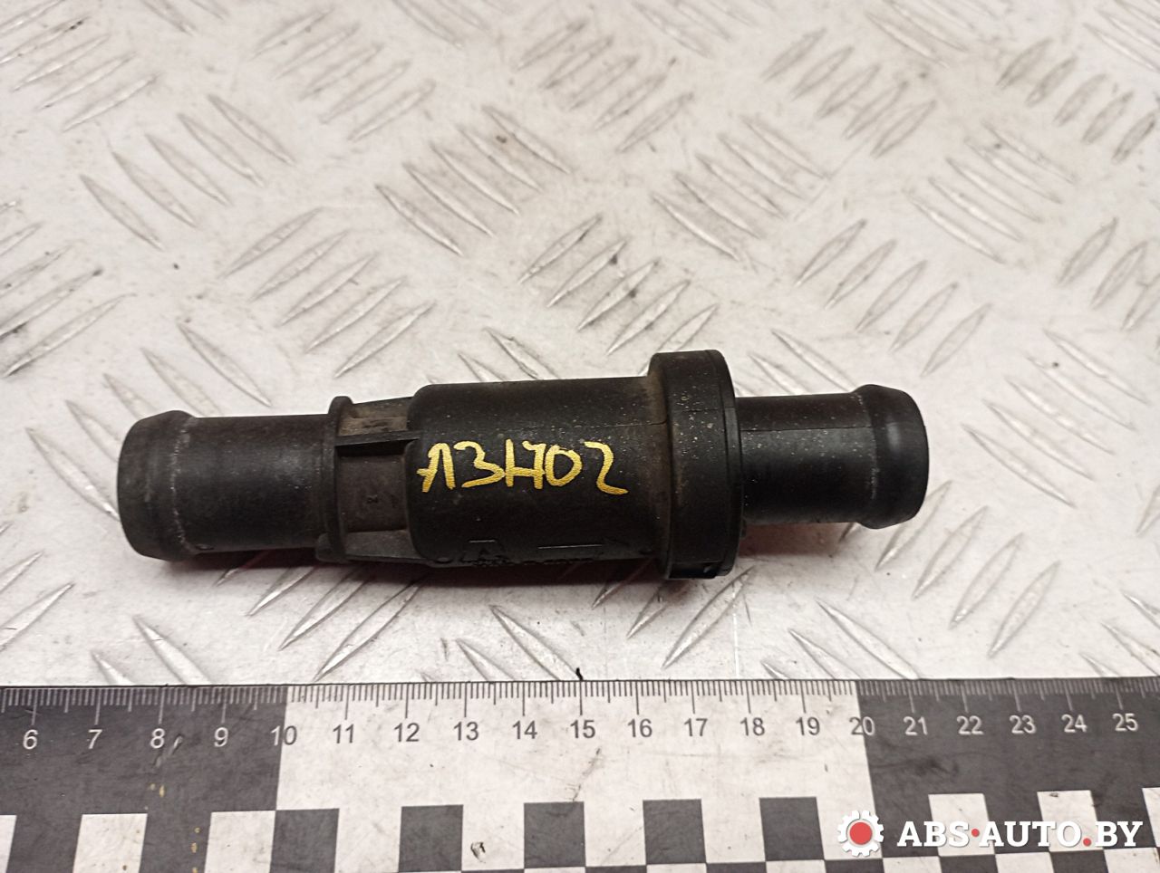 фланец (тройник) системы охлаждения Ford Mondeo 3 поколение 2003, 2.0 л., дизель, XS7H18495EA - фото №1