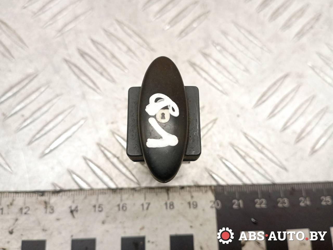 кнопка центрального замка Citroen C5 1 поколение 2001, 2.0 л., дизель, АКПП, хетчбэк 5 дв., 96326949XT - фото №1