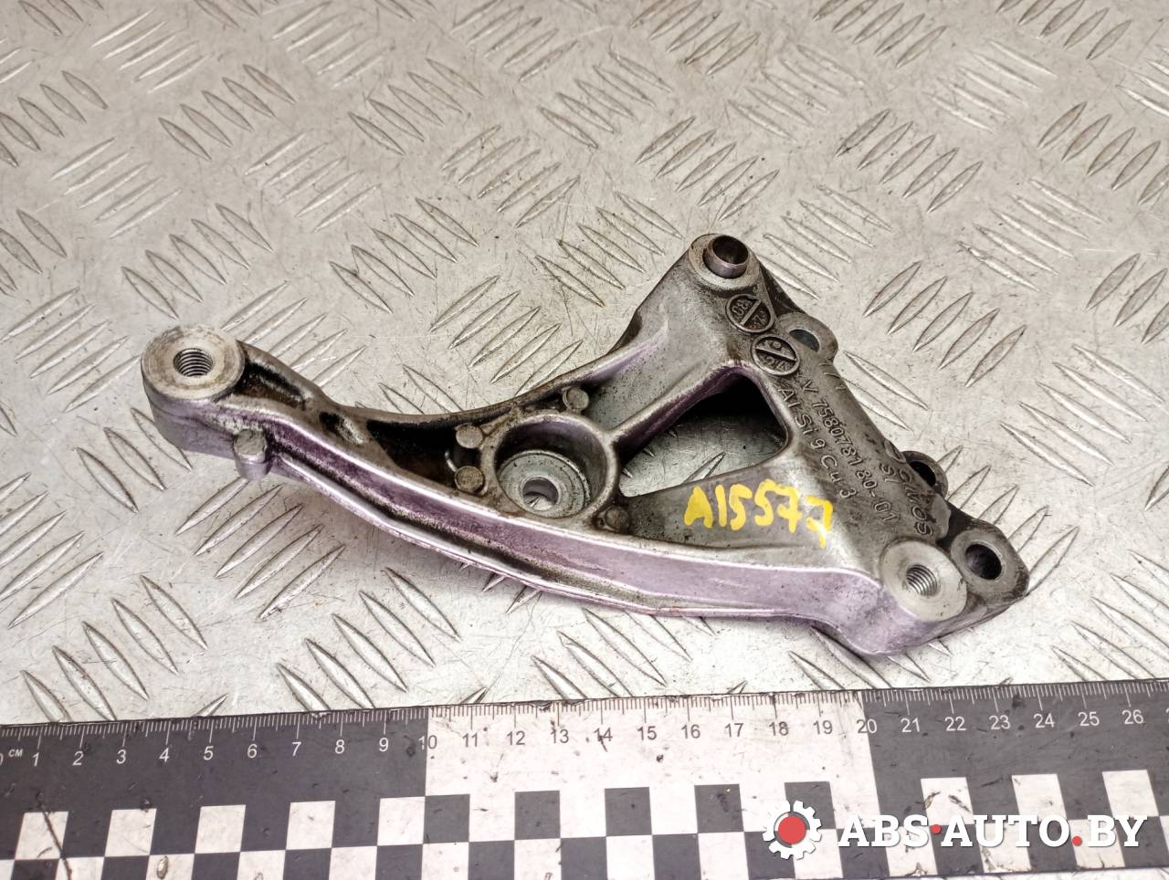 кронштейн компрессора кондиционера Peugeot 308 T7 2009, 1.6 л., EP6, бензин, МКПП, передний привод, V75807818001, V758078180 - фото №1