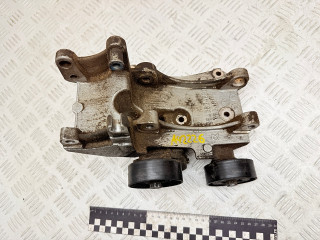 кронштейн генератора Citroen C5 1 поколение [рестайлинг] 2007, 2.2 л., дизель, АКПП, 9643834880, 96348179