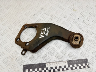 кронштейн редуктора Mitsubishi Pajero 3 поколение 2002, 3.2 л., дизель, МКПП, внедорожник 3 дв., полный привод, MR374561, MR374574