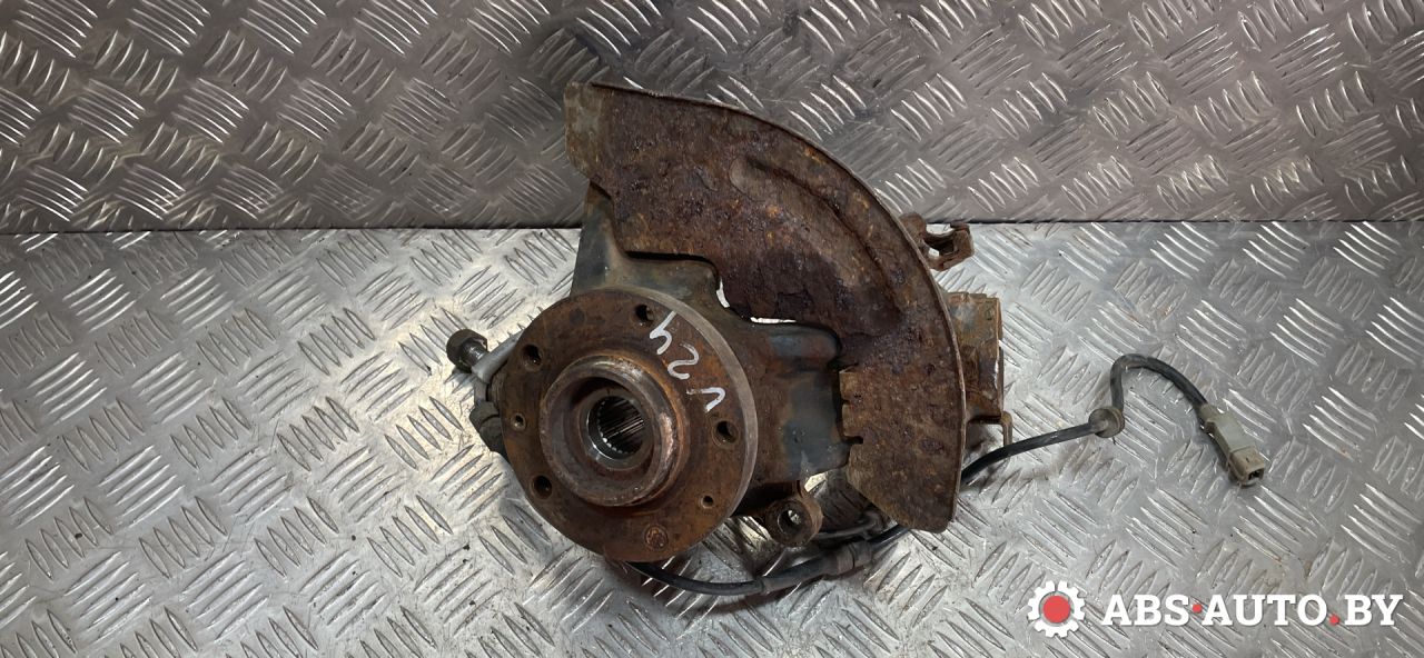 ступица передняя правая Peugeot 607 1 поколение 2002, 2.2 л., 4HX (DW12TED4/FAP), дизель, седан - фото №1