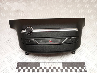 кнопка (выключатель) Peugeot 308 T9 2014, 1.6 л., дизель, МКПП, хетчбэк 5 дв., правый руль, 96777660ZD