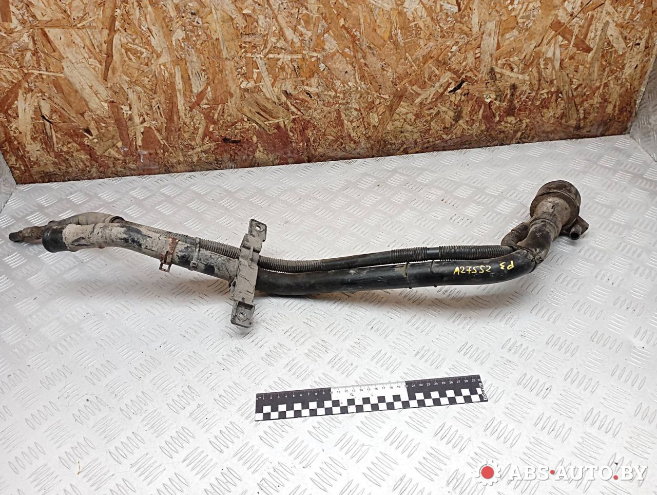 горловина топливного бака Kia Sorento 2 поколение 2011, 2.2 л., дизель, АКПП - фото №1