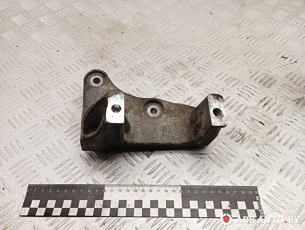 кронштейн КПП Peugeot 407 1 поколение 2007, 1.6 л., 9HZ (DV6TED4), дизель, МКПП, универсал, передний привод, 9660142480 - фото №1