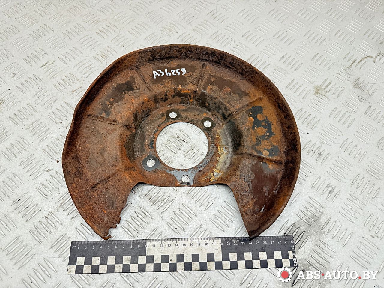 защитный кожух тормозного механизма Ford Mondeo 4 поколение 2009, 2.0 л., дизель, 6G912K317AC - фото №1