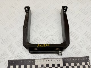 кронштейн (крепление) Volkswagen Touareg 1 поколение 2006, 3.0 л., BKS, дизель, АКПП, внедорожник 5 дв., полный привод, 7L0945083B