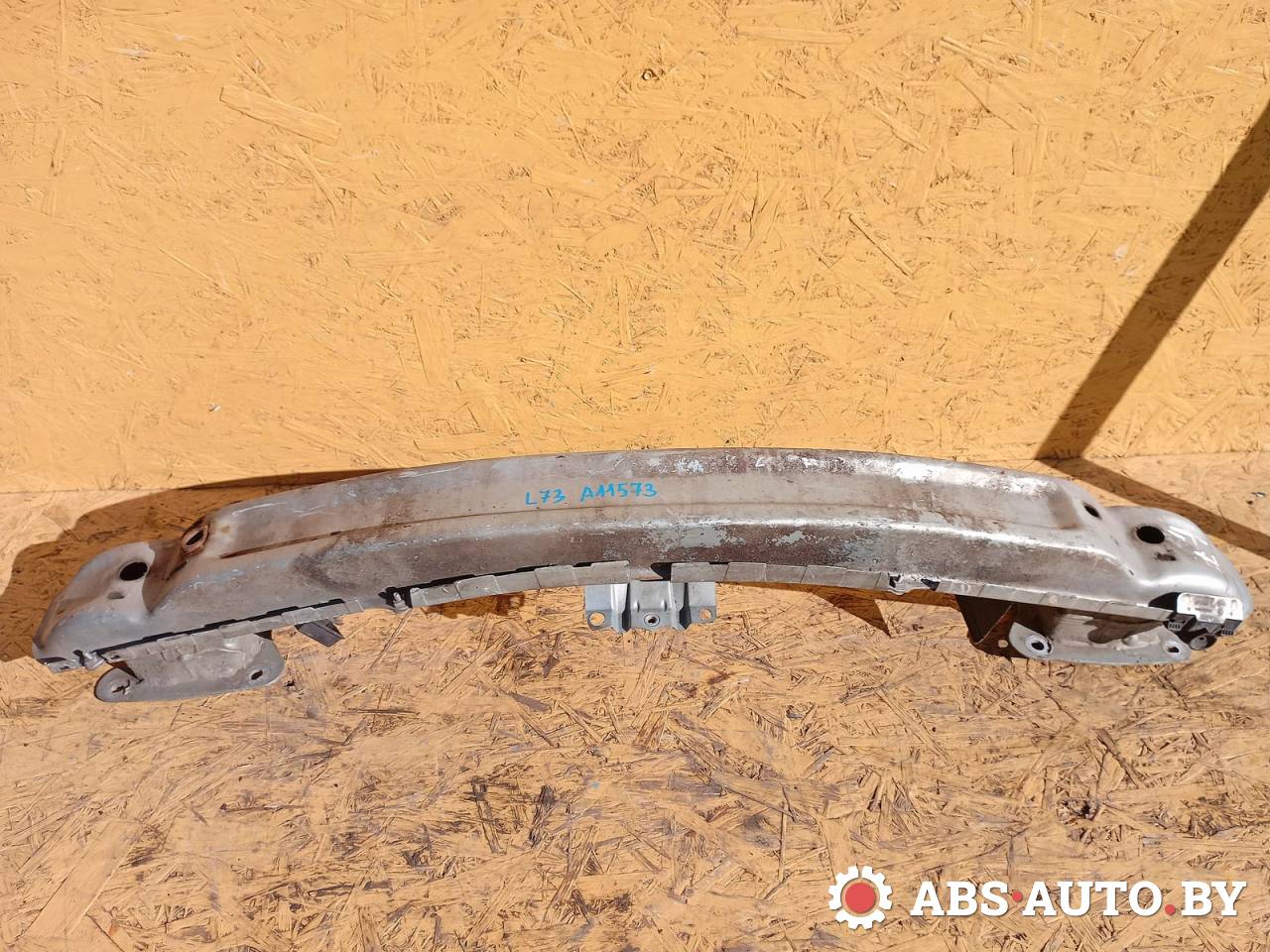 усилитель бампера переднего Renault Laguna 2 поколение 2005, 2.0 л., бензин, МКПП, универсал - фото №1