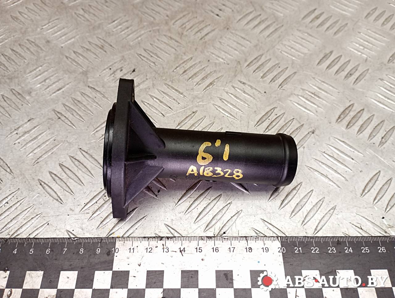 фланец (тройник) системы охлаждения Volkswagen Golf 4 поколение 2002, 1.9 л., дизель, 038121121, TVZ1446NF, P290065, 055121121E - фото №1