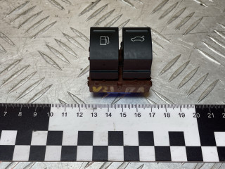 кнопка открытия лючка топливного бака Volkswagen Passat B6 2010, 1.4 л., CDGA, бензин, АКПП, универсал