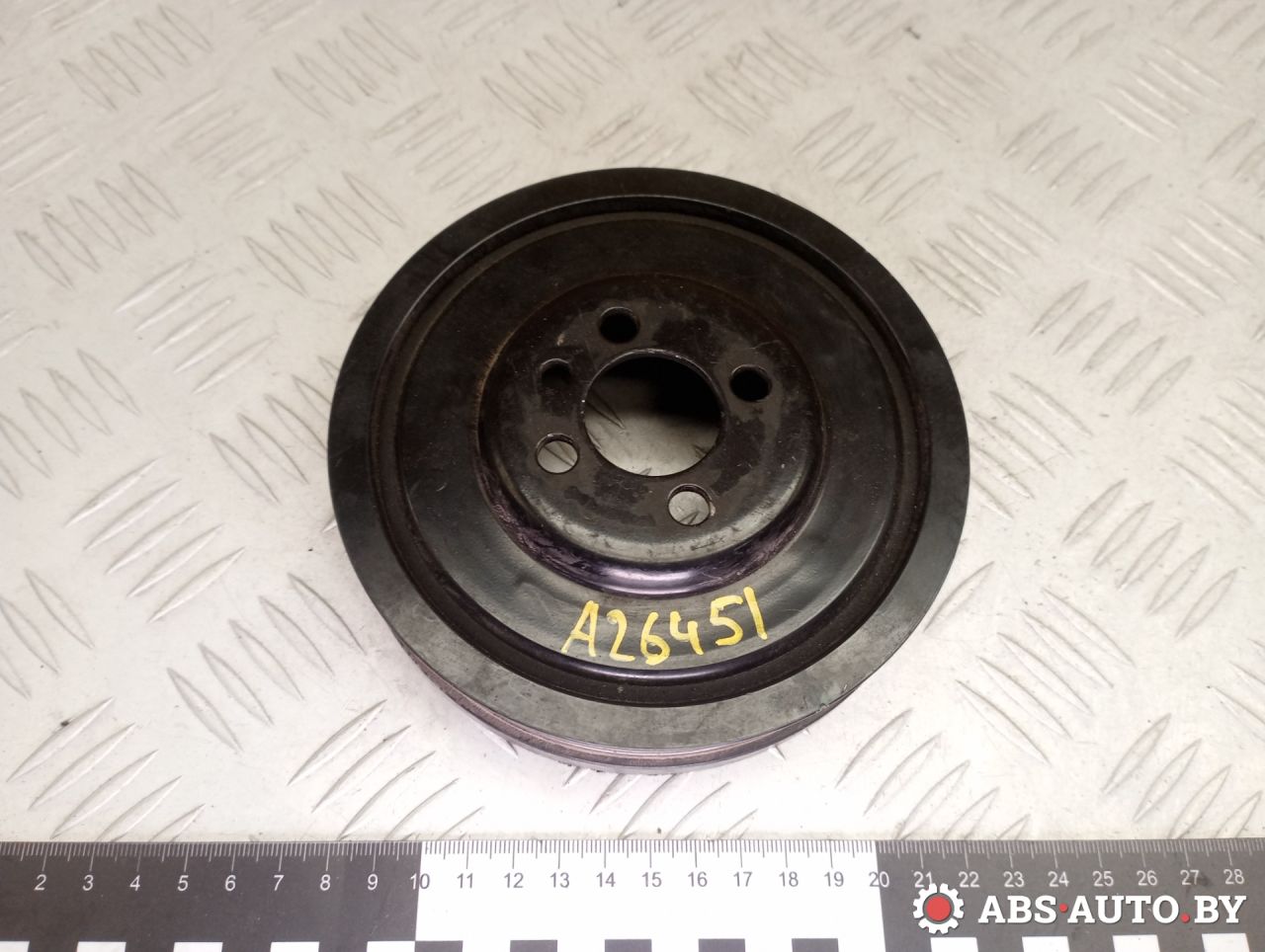 шкив коленвала Volkswagen Golf 6 поколение 2009, 1.9 л., дизель, 03G105243, 03G105243C, 1315782, 3M216B320AA, 544008310, 544008320, GPZ1133DZ, GPZ1133VD, MN980049, MN980453, 038105243E, 04L105243 - фото №1