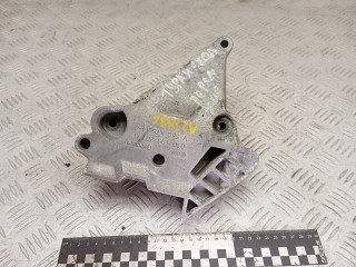 кронштейн двигателя Volkswagen Touran 1 поколение 2006, 2.0 л., дизель, 03G199207G