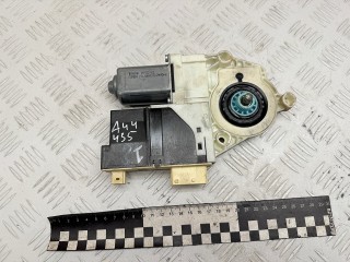 моторчик стеклоподъемника передний левый Citroen C5 1 поколение [рестайлинг] 2005, 2.2 л., 4HX (DW12TED4/FAP), дизель, АКПП, универсал, 7746004902, 997833102, 996387102