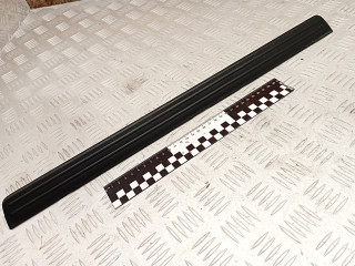 накладка на порог внутренняя Toyota RAV4 2 поколение (XA20) 2003, 2.0 л., 1CD-FTV, дизель, МКПП, внедорожник 5 дв., 6791142010