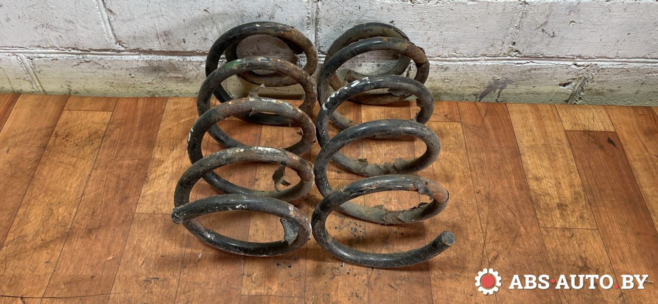 пружина задняя Kia Sorento 2 поколение 2010, 2.2 л., дизель, МКПП, полный привод, правый руль - фото №1