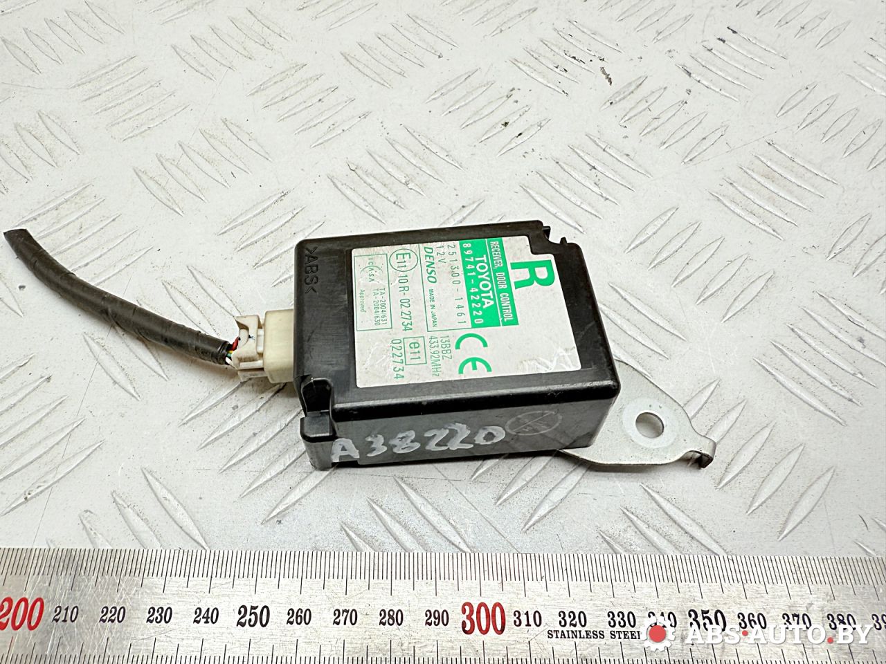 модуль управления двери Toyota RAV4 3 поколение (XA30) 2007, 2.2 л., 2AD-FTV, дизель, МКПП, внедорожник 5 дв., 8974142220, 2513001461 - фото №1