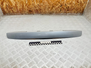 накладка подсветки номера Peugeot 5008 1 поколение 2013, 1.6 л., дизель, робот, правый руль, 9684414777