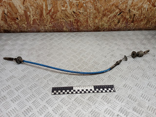 трос сцепления Audi 80 B2 1984, 2.0 л., бензин, 321721335F