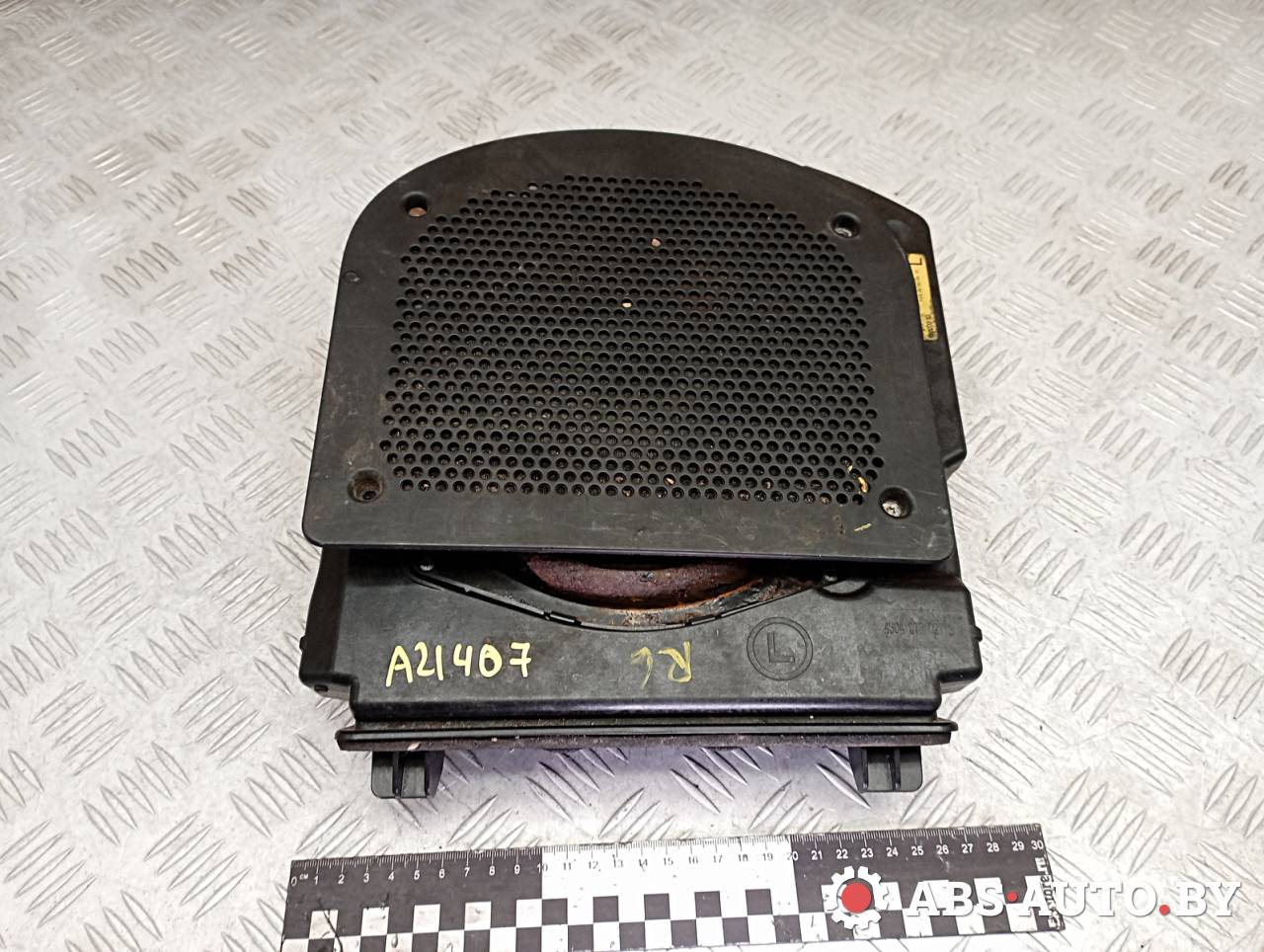 сабвуфер BMW 7 серия F01/F02 F01 2009, 4.4 л., бензин, АКПП, 65139151965 - фото №1