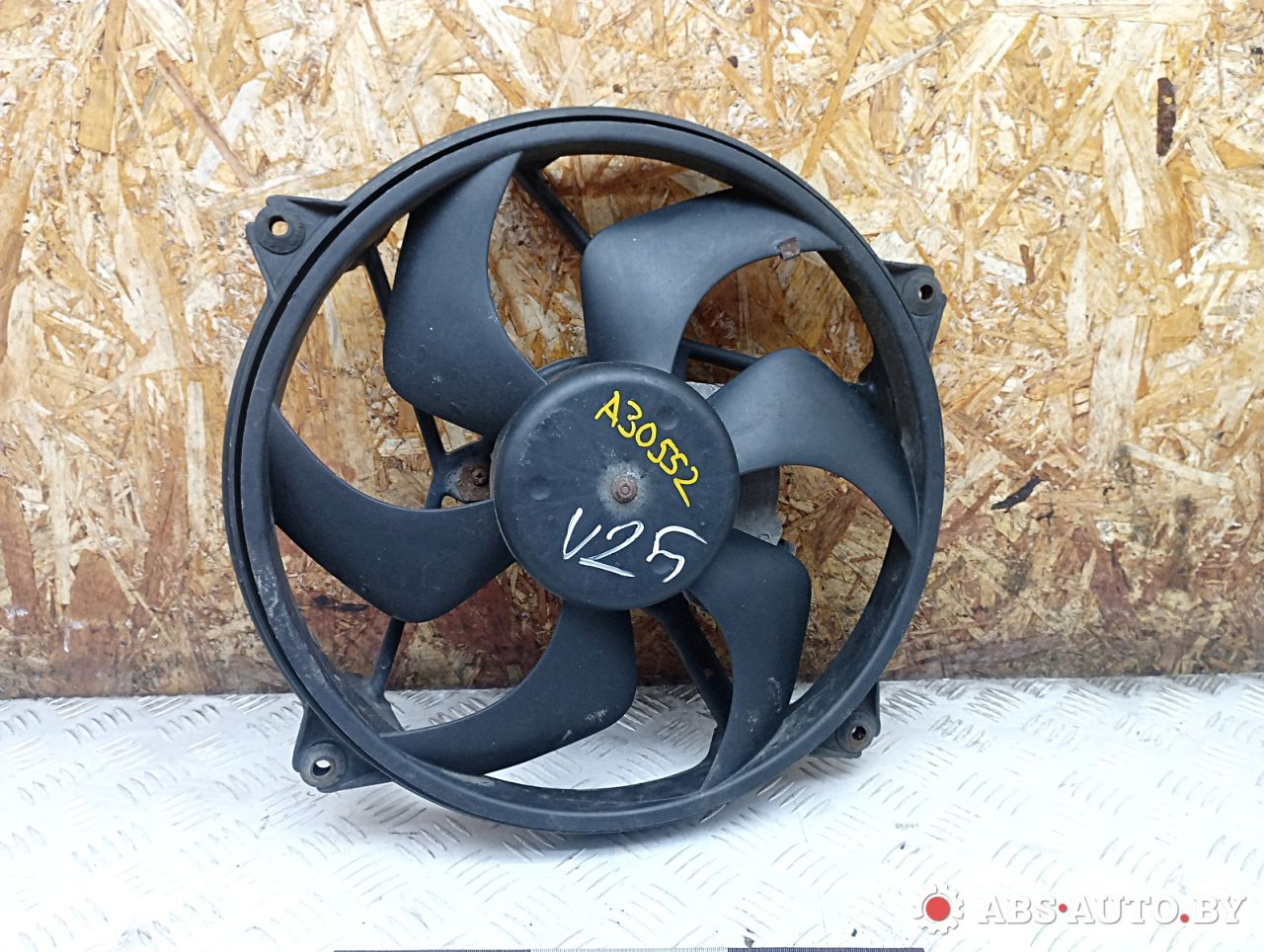 вентилятор радиатора Citroen C5 2 поколение 2008, 2.0 л., дизель, МКПП, седан, 1253L5 - фото №1