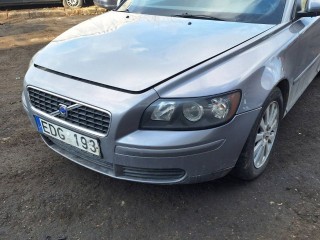 Volvo S40 2 поколение