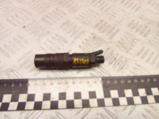 форсунка Volkswagen Polo 2 поколение [рестайлинг] 1993, 1.4 л., дизель, 031130201C