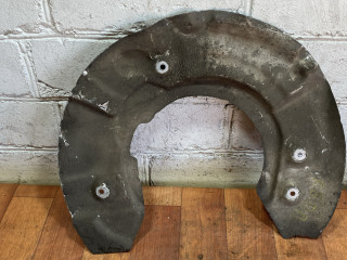 защитный кожух тормозного механизма BMW 7 серия F01/F02 F01 2009, 4.4 л., бензин, АКПП