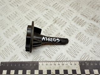 крепление запаски Renault Scenic 1 поколение 1997, 2.0 л., F3R 796, бензин, МКПП, 7703041034