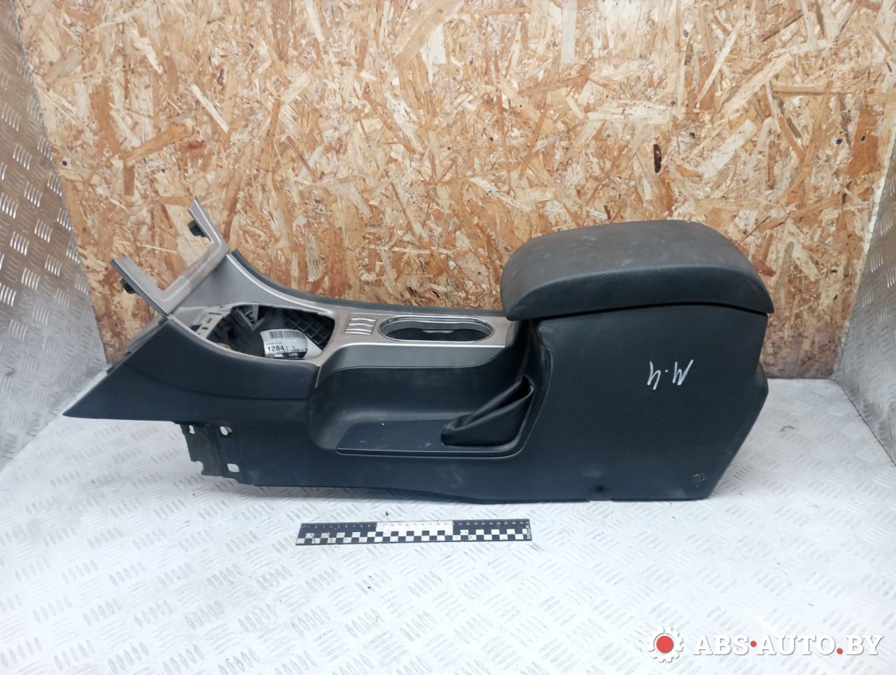 консоль салона Ford Mondeo 4 поколение 2009, 7S71A045H20, 7S71A045A20AX, 7S71A045020AG, 7S71A061B84, 7S71A048W42AG - фото №1