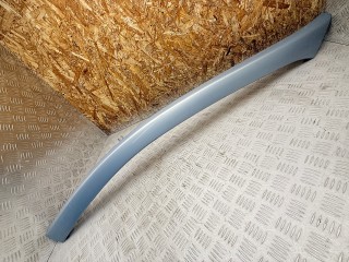 молдинг лобового стекла Peugeot 607 1 поколение 2001, 2.2 л., 4HX (DW12TED4/FAP), дизель, МКПП, седан, 300536