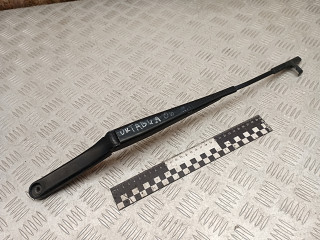 щеткодержатель (поводок стеклоочистителя, дворник) Skoda Octavia 2 поколение (A5) [рестайлинг] 2009, 1Z1955409