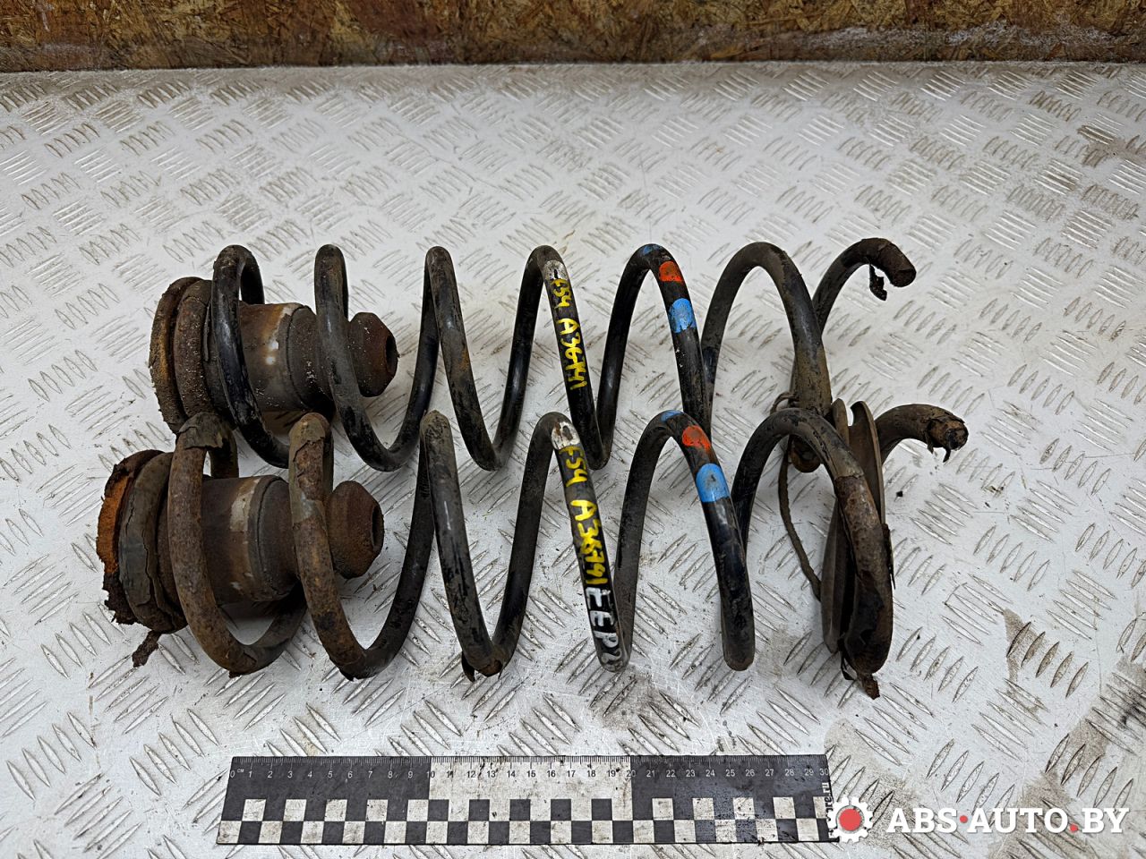 пружина задняя Peugeot 5008 1 поколение 2013, 1.6 л., дизель, робот, правый руль, 5102EH, 5102EJ - фото №1