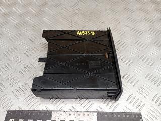 бардачок Skoda Fabia 1 поколение (6Y) 2002, 6Y0858332