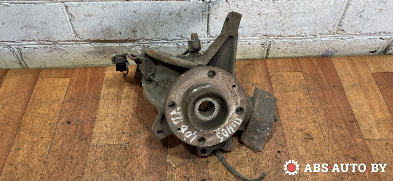 ступица передняя левая Peugeot 405 1 поколение 1996, 1.6 л., бензин - фото №1