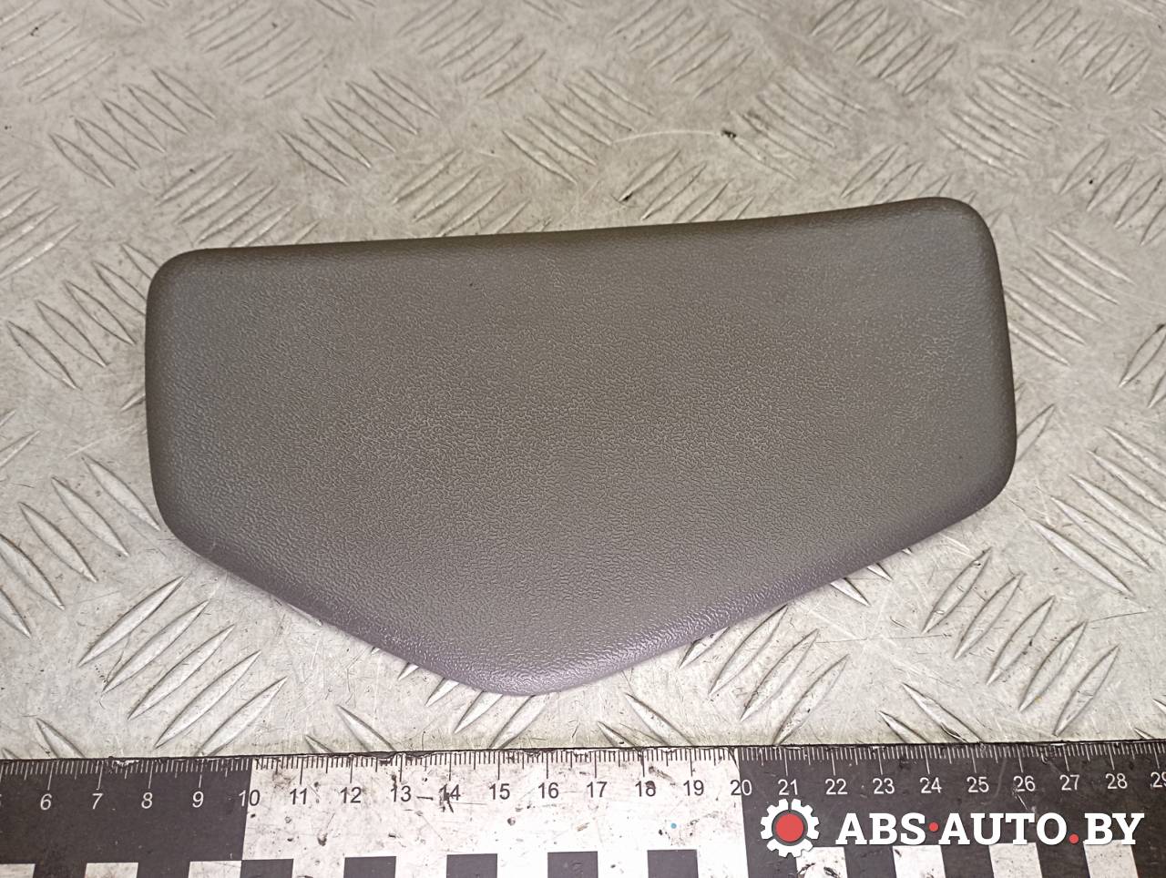 накладка на торпедо (консоль) Mitsubishi Pajero 3 поколение 2002, 3.2 л., дизель, МКПП, внедорожник 3 дв., MR402491 - фото №1