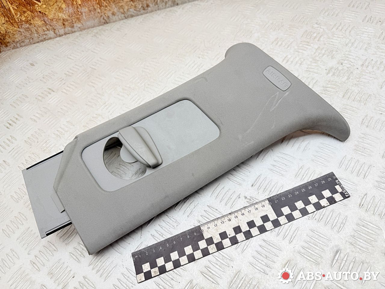 обшивка стойки задней левой Volkswagen Touareg 1 поколение 2006, 3.0 л., BKS, дизель, АКПП, внедорожник 5 дв., полный привод, 7L6867241AG - фото №1