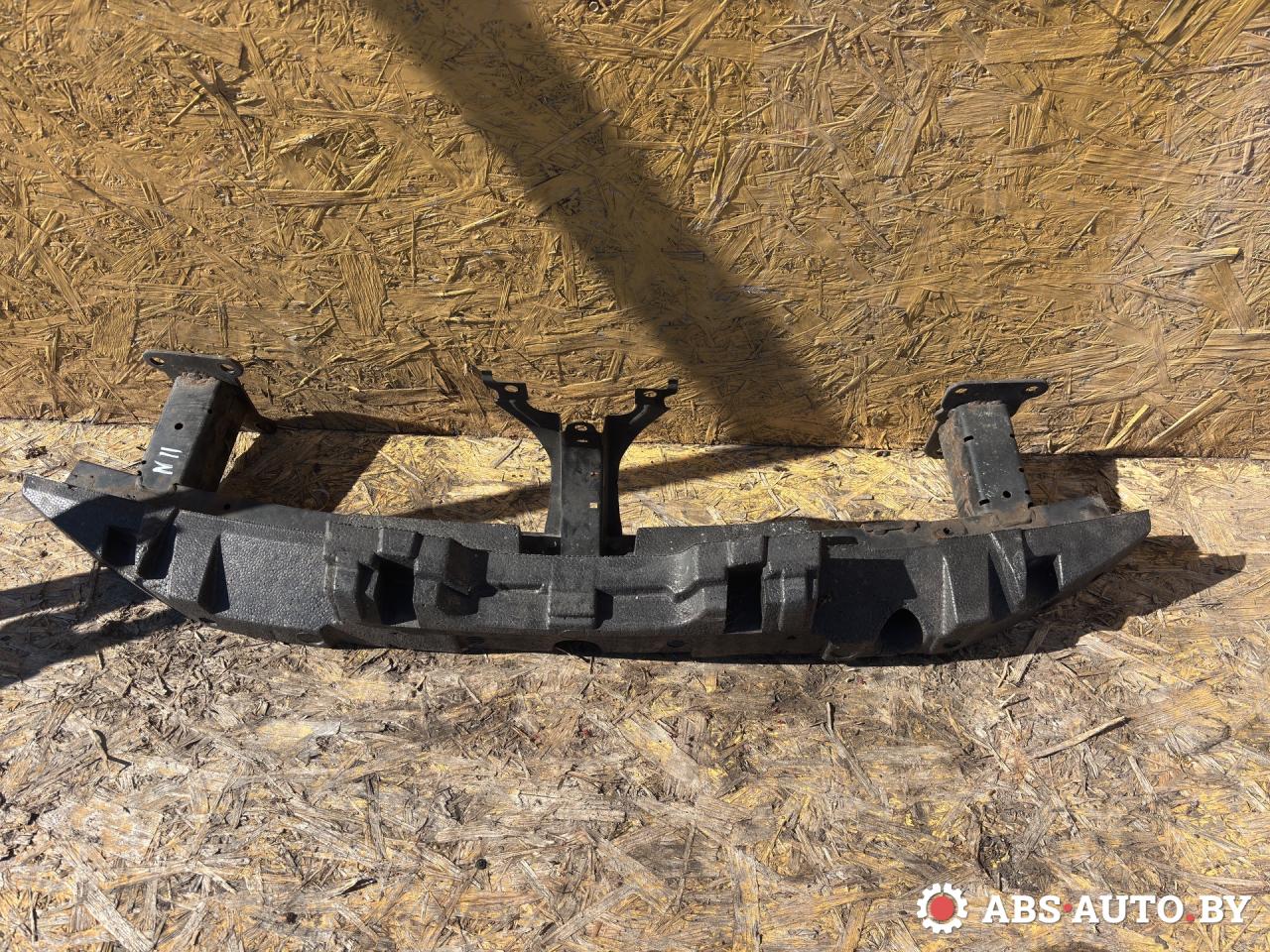 усилитель бампера переднего Nissan Qashqai 1 поколение 2008, 1.5 л., K9K 282, дизель, МКПП, правый руль - фото №1