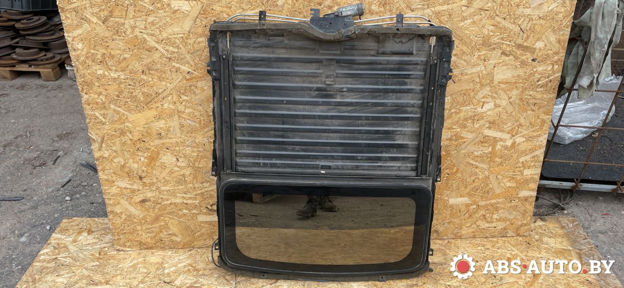 люк Renault Scenic 1 поколение 1998 - фото №1