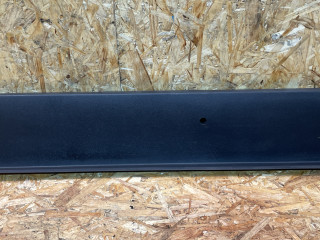 пластик Peugeot 3008 1 поколение 2011, 1.6 л., дизель, робот, передний привод, правый руль, 9684318477