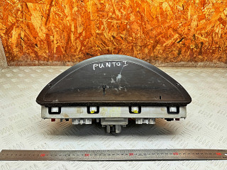 щиток приборов (приборная панель) Fiat Punto 1 поколение 1998, 1.2 л., бензин, МКПП, хетчбэк 3 дв., 606219001, 6062190030