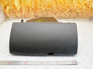 бардачок Citroen C5 2 поколение 2009, 2.7 л., UHZ (DT17BTED4), дизель, АКПП, седан, 9682432977, 9682433077