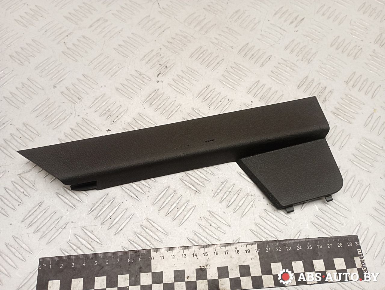 Декоративная накладка центральной консоли Peugeot 5008 1 поколение 2013, 1.6 л., дизель, робот, правый руль, 9670619577 - фото №1