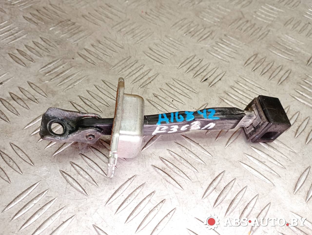 ограничитель открывания двери задней Peugeot 4007 1 поколение 2009, 2.2 л., дизель, МКПП, полный подключаемый привод, правый руль - фото №1